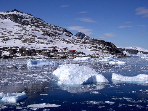 Cierva Cove