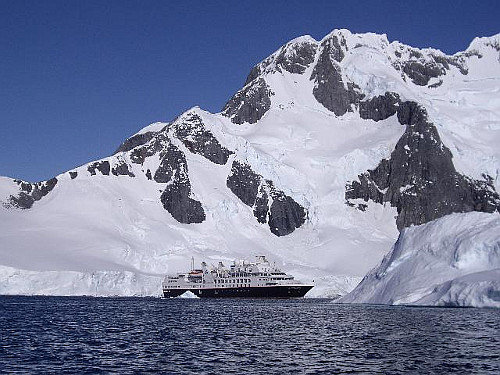 Silver Explorer bei der Pléneau Island