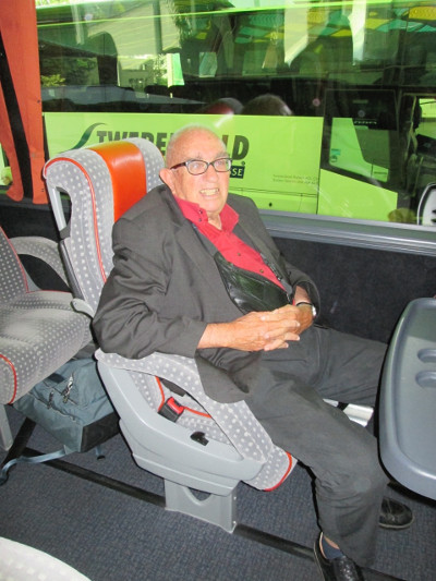 maissen-flussreise-bus
