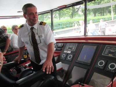 maissen-flussreise-steuermann