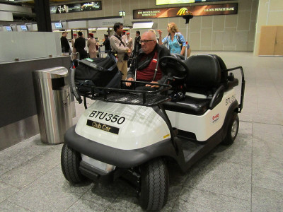 flughafen-zuerich-elektroauto