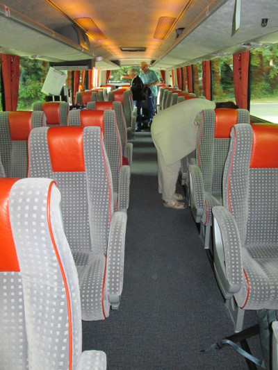 maissen-flussreise-bus